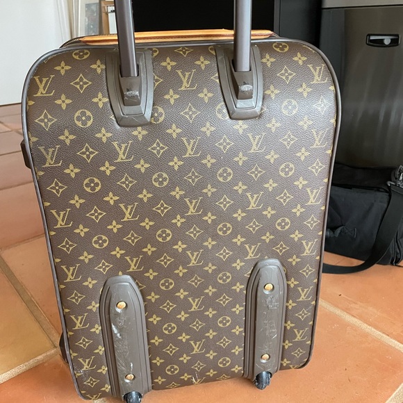 Louis Vuitton Monogram Pégase Légèr 55 Suitcase - Picture 14 of 14